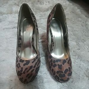 Cheetah Heels 💕